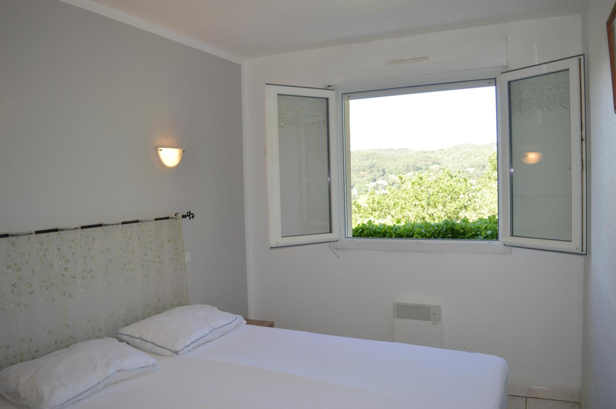 Villa Le Moulin à Vallon-Pont-dʼArc Chambre photo